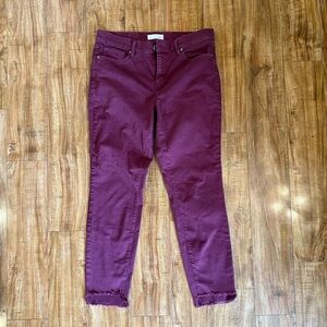 LOFT Women’s Burgundy Ankle Cropped Skinny Jeans Raw Hem Size 29/8